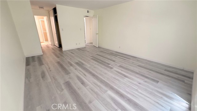 1126 Fairview Avenue, Arcadia CA: https://media.crmls.org/medias/4081e093-1701-4ea1-bcba-96fa00169223.jpg