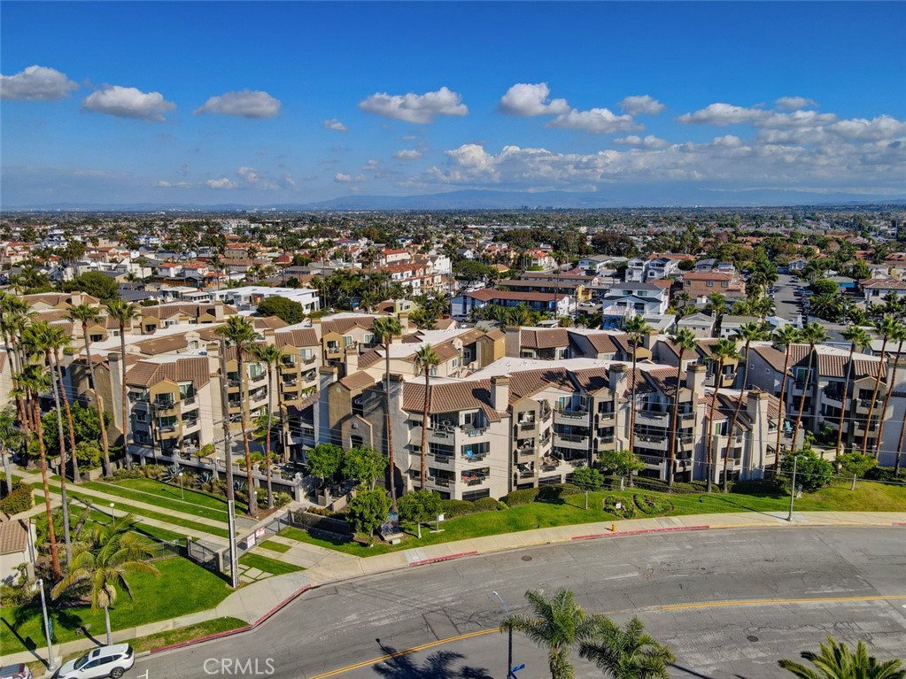 MLS #OC25252159 image #39