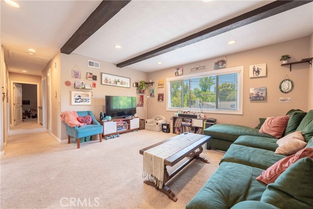 Detail Gallery Image 43 of 55 For 5237 Topanga Canyon Bld, Woodland Hills,  CA 91364 - 7 Beds | 4/2 Baths