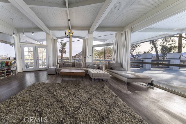 Detail Gallery Image 14 of 63 For 16822 Glenfall Ave, Palmdale,  CA 93591 - 4 Beds | 2 Baths