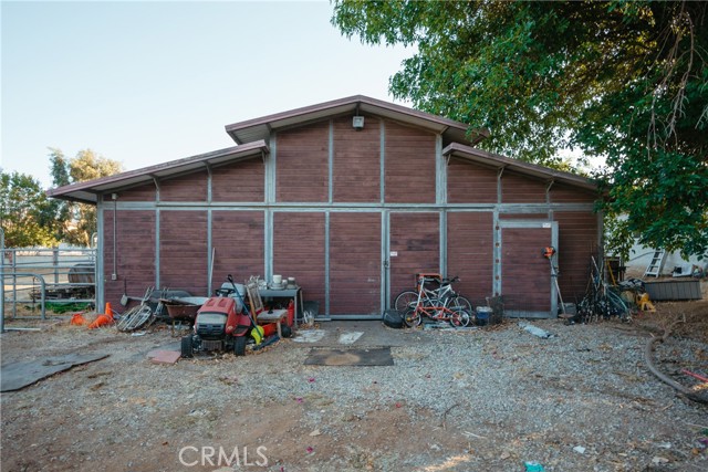 5266 Bluff Street, Norco CA: https://media.crmls.org/medias/4082b674-03c5-42e3-9558-8cc451786d39.jpg