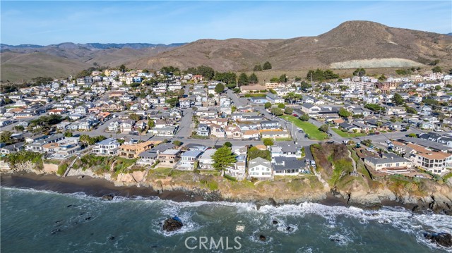 Detail Gallery Image 17 of 18 For 268 Pacific, Cayucos,  CA 93430 - 3 Beds | 3/1 Baths