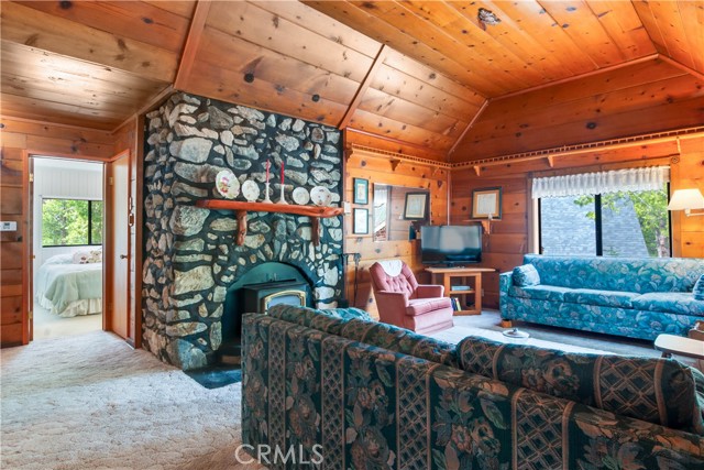 Detail Gallery Image 12 of 33 For 41524 Alder Dr, Forest Falls,  CA 92339 - 2 Beds | 2 Baths