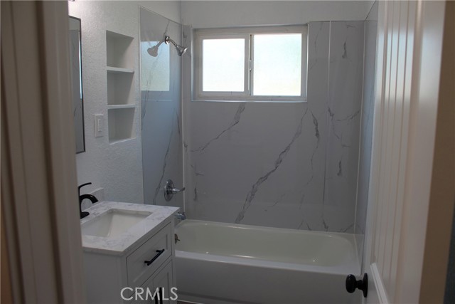 Detail Gallery Image 8 of 25 For 1420 W 30th St, San Bernardino,  CA 92405 - 3 Beds | 1/1 Baths