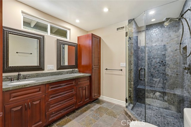 Detail Gallery Image 15 of 64 For 22301 Marilla St, Chatsworth,  CA 91311 - 4 Beds | 3 Baths