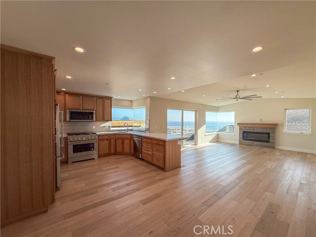 536 Blanca Street, Morro Bay CA: https://media.crmls.org/medias/40845d52-4fb9-4363-b98f-7d2f2577cea6.jpg