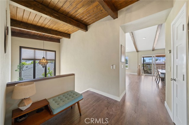 Detail Gallery Image 8 of 30 For 215 Monterey Dr, Laguna Beach,  CA 92651 - 2 Beds | 2/1 Baths