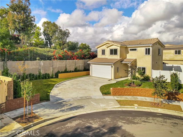 Detail Gallery Image 2 of 39 For 15241 Nurmi St, Sylmar,  CA 91342 - 4 Beds | 3 Baths