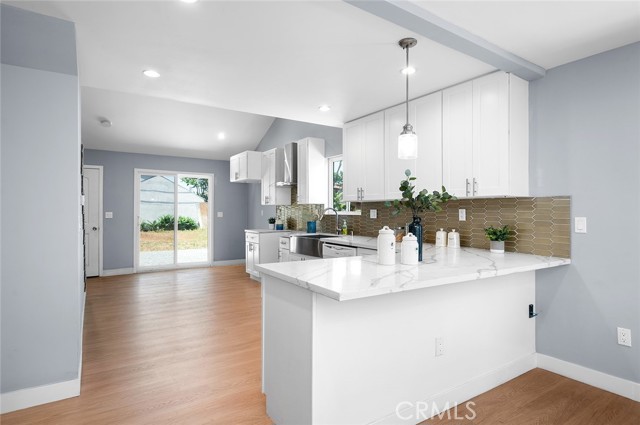 1223 W 90th Street, Los Angeles CA: https://media.crmls.org/medias/40851294-e2b9-444b-9d14-60c7b6f57048.jpg