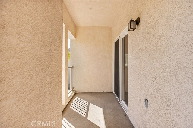 26390 Arboretum Way, Murrieta CA: https://media.crmls.org/medias/4085c698-36cd-4779-b5fe-863307559e47.jpg