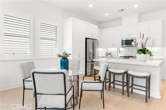 Detail Gallery Image 5 of 75 For 806 Sunrise Rd, Rancho Mission Viejo,  CA 92694 - 2 Beds | 2 Baths