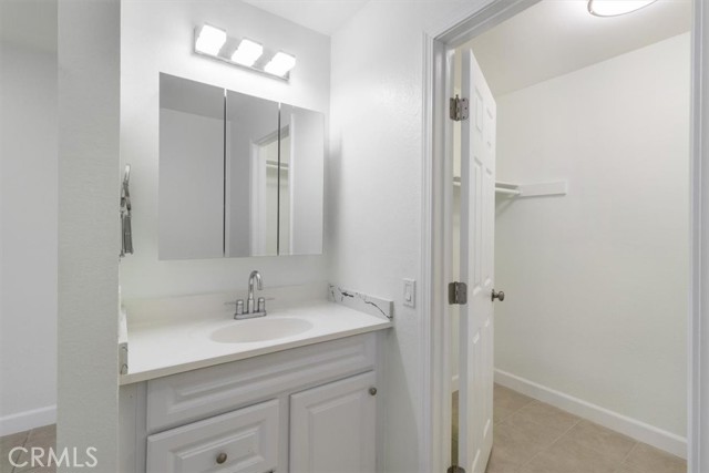 Detail Gallery Image 27 of 44 For 1044 Cabrillo Park #B,  Santa Ana,  CA 92701 - 2 Beds | 1 Baths