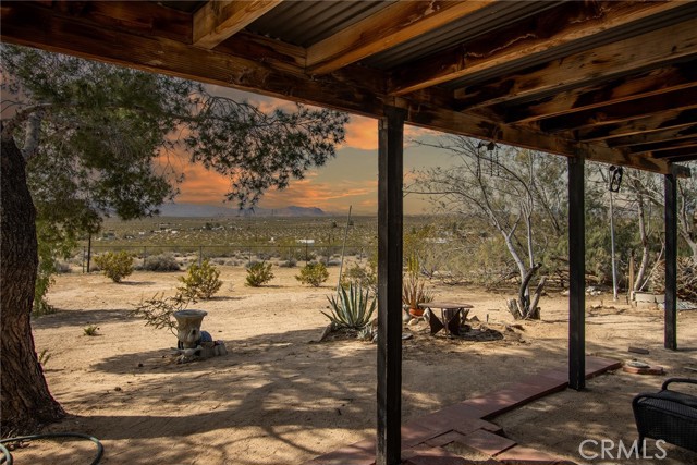 Detail Gallery Image 3 of 31 For 63720 Pluto Rd, Joshua Tree,  CA 92252 - 2 Beds | 1 Baths
