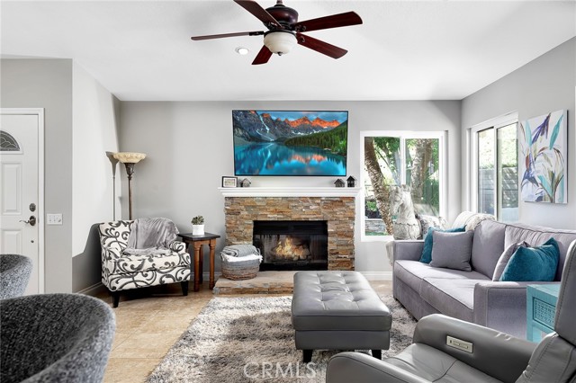 Detail Gallery Image 8 of 22 For 28855 Woodspring Cir, Lake Forest,  CA 92679 - 3 Beds | 2 Baths