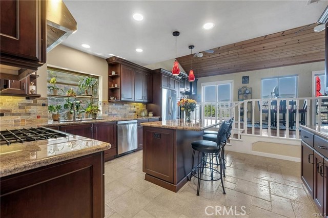 Detail Gallery Image 23 of 53 For 956 Crown Hill, Simi Valley,  CA 93063 - 4 Beds | 3 Baths