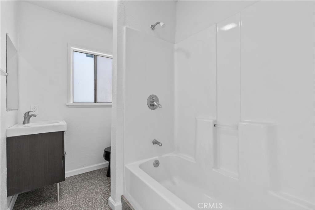 MLS #NP25249016 image #15