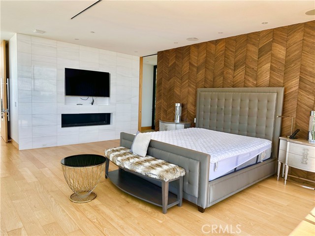 Detail Gallery Image 12 of 68 For 1188 Roberto Ln, Los Angeles,  CA 90077 - 5 Beds | 7 Baths