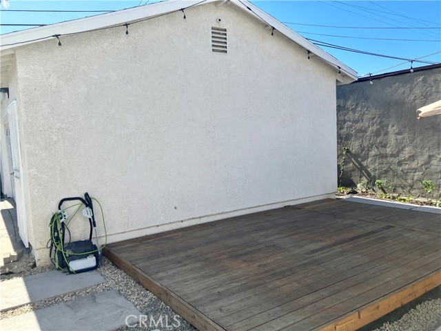 Detail Gallery Image 9 of 43 For 1818 W 81st, Los Angeles,  CA 90047 - 4 Beds | 3/1 Baths