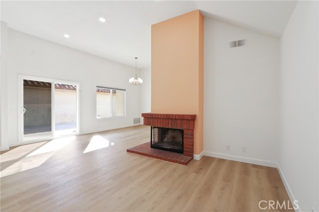 Detail Gallery Image 6 of 20 For 22 Fabriano, Irvine,  CA 92620 - 2 Beds | 2 Baths