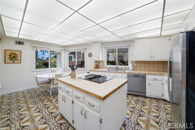 2888 Via De La Guerra, Palos Verdes Estates, California 90274, 4 Bedrooms Bedrooms, 0 ,1 BathroomBathrooms,Residential,For Sale,Via De La Guerra,0,PV26122033 2888 Via De La Guerra, Palos Verdes Estates, California 90274, 4 Bedrooms Bedrooms, 0 ,1 BathroomBathrooms,Residential,For Sale,Via De La Guerra,0,PV26122033