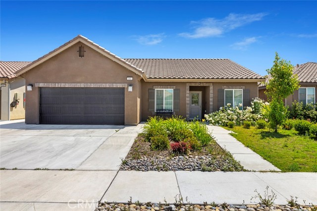 Detail Gallery Image 1 of 35 For 681 Castellina St, Lemoore,  CA 93245 - 3 Beds | 2 Baths