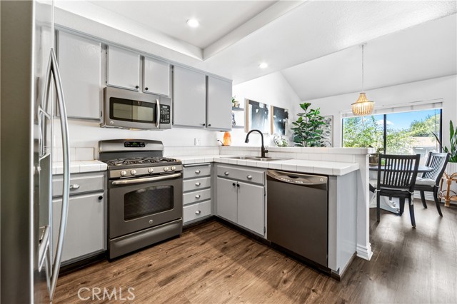 Detail Gallery Image 16 of 53 For 4707 E via La Paloma # 6, Orange,  CA 92869 - 2 Beds | 2/1 Baths