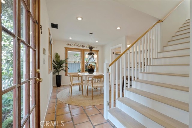 417 34th Place, Manhattan Beach, California 90266, 3 Bedrooms Bedrooms, ,3 BathroomsBathrooms,Residential,Sold,34th,SB21218026