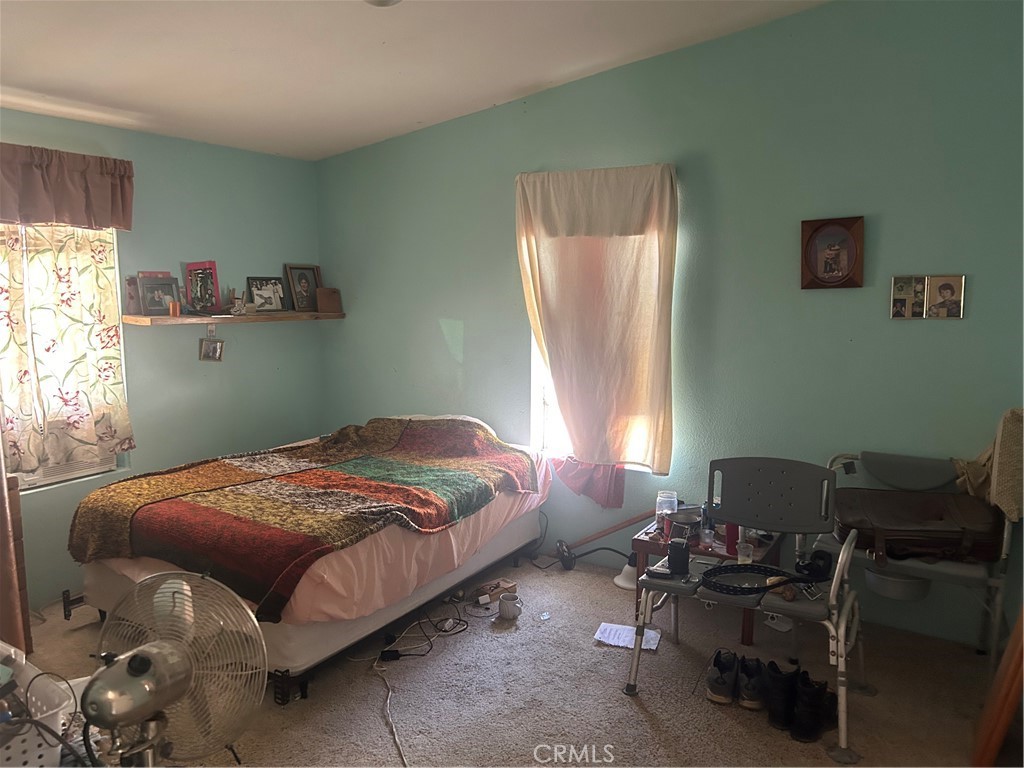 https://media.crmls.org/medias/408ba8fb-6b1c-4282-97ed-b2c60fca5e18.jpg?preset=X-Large