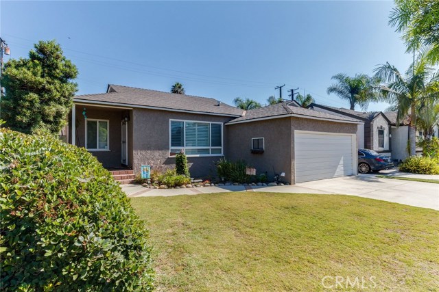 2803 Candlewood St, Lakewood, CA 90712