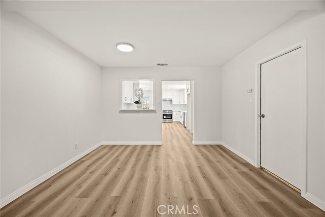 181 W Casad Street, Covina CA: https://media.crmls.org/medias/408d0889-869f-4187-92fc-c607cca5a92a.jpg