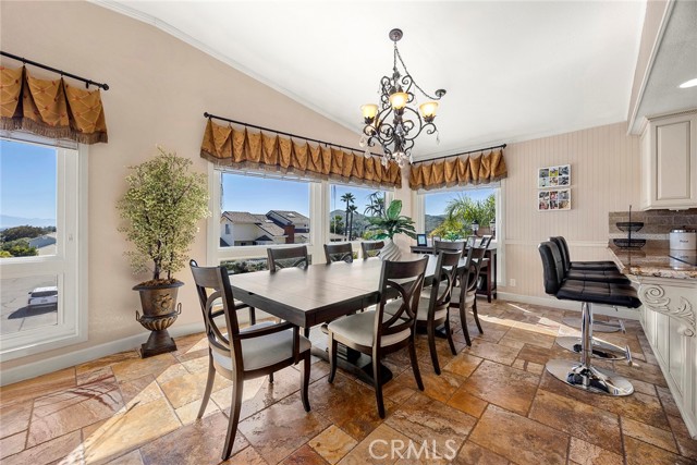 Detail Gallery Image 21 of 48 For 30663 Champion, Canyon Lake,  CA 92587 - 3 Beds | 2 Baths