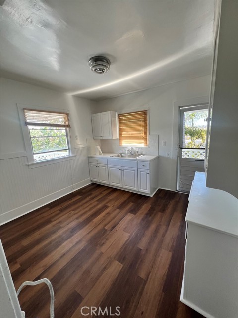 425 S Cabrillo Avenue, San Pedro CA: https://media.crmls.org/medias/408e21ce-2e4f-4145-ae20-8ba01fa9fbf8.jpg