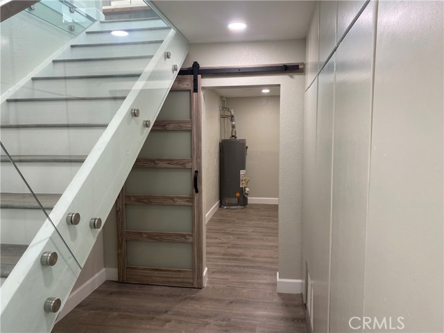 https://media.crmls.org/medias/408e9c62-0d6f-415a-9f72-0a00a2634998.jpg