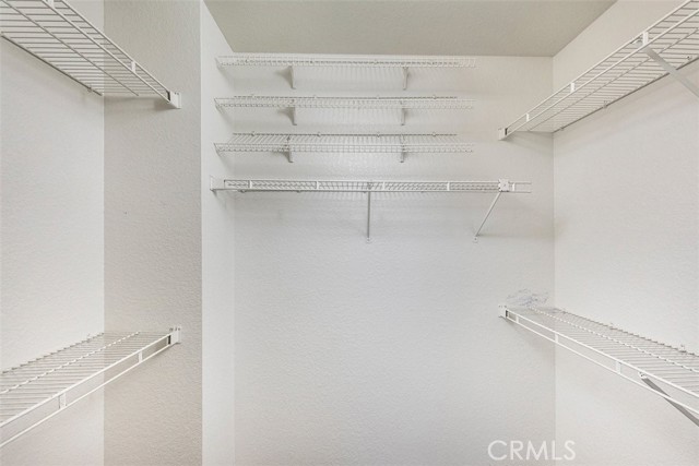 28705 Bridge Water Lane, Menifee CA: https://media.crmls.org/medias/408eaf3c-55d9-403f-b386-df2ae6f1cf38.jpg