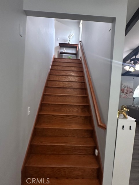 Detail Gallery Image 18 of 44 For 9943 Cedardale Dr, Santa Fe Springs,  CA 90670 - 6 Beds | 3 Baths