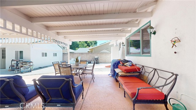 13322 Valleyheart N Drive, Sherman Oaks CA: https://media.crmls.org/medias/408f2082-11b2-4bf4-9747-7990c7814691.jpg