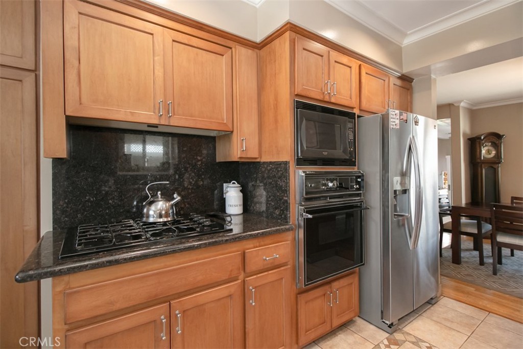 MLS #SR25262437 image #3