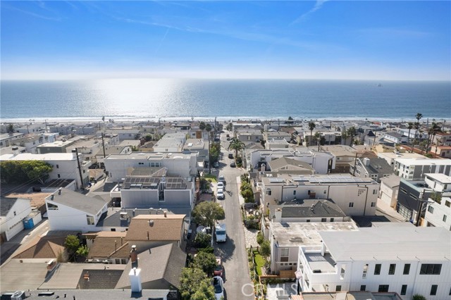 3316 Vista Drive, Manhattan Beach, California 90266, 4 Bedrooms Bedrooms, ,3 BathroomsBathrooms,Residential,Sold,Vista,SB22226244