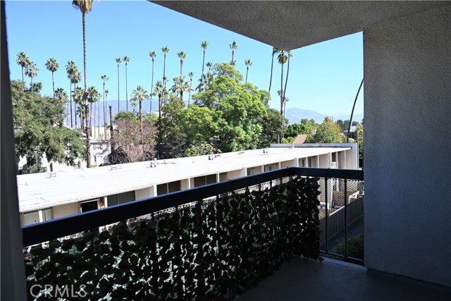 Detail Gallery Image 21 of 27 For 497 S El Molino Ave #306,  Pasadena,  CA 91101 - 2 Beds | 2 Baths