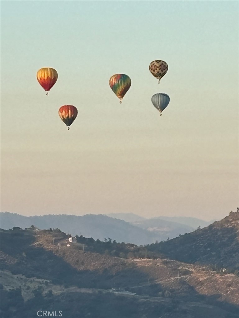 https://media.crmls.org/medias/4092d429-80be-4afd-9af1-0971432c4ddf.jpg?preset=X-Large