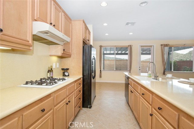 Detail Gallery Image 10 of 41 For 8172 Parry, Hemet,  CA 92545 - 2 Beds | 2 Baths