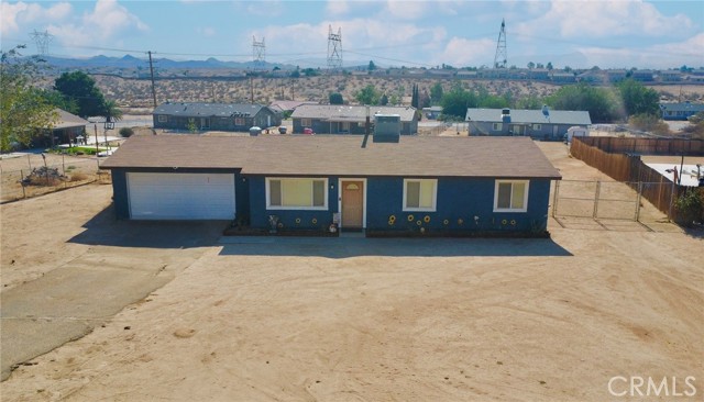 16459 Bunnell Avenue, Victorville CA: https://media.crmls.org/medias/40932faf-edcd-4969-910f-50c2dd5e1e3d.jpg