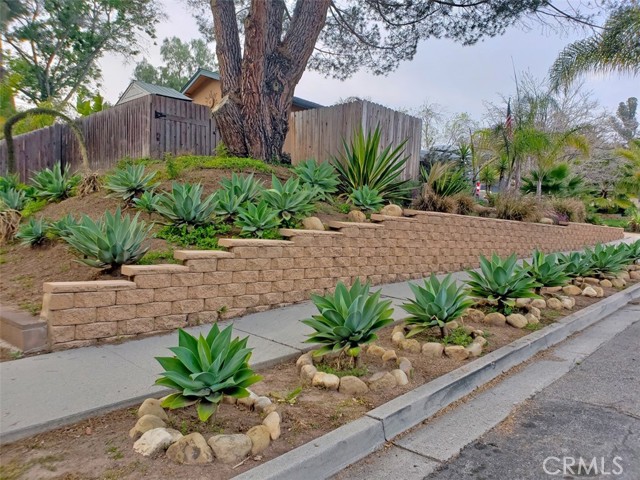 4217 Encore Drive, Santa Barbara CA: https://media.crmls.org/medias/40938620-2006-4251-8966-755907d90204.jpg