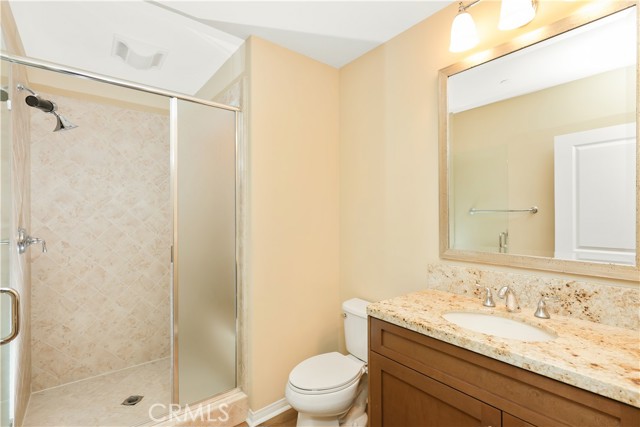 220 Kempton, Irvine CA: https://media.crmls.org/medias/4093e566-137f-4699-aa07-126b830b34b8.jpg