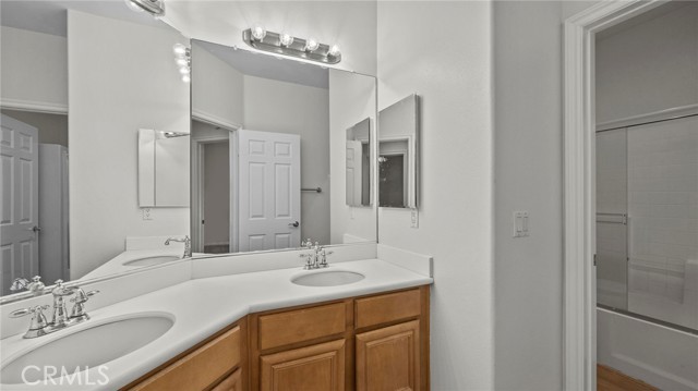 Detail Gallery Image 33 of 47 For 1728 Tamarron Dr, Corona,  CA 92883 - 4 Beds | 3/1 Baths