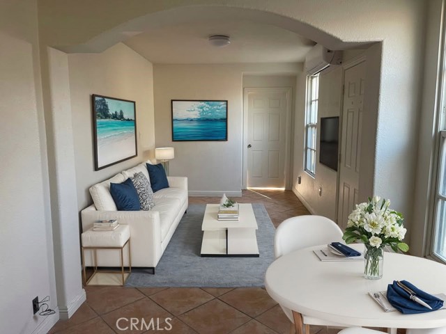 Front Image Thumbnail for CRIV25276881