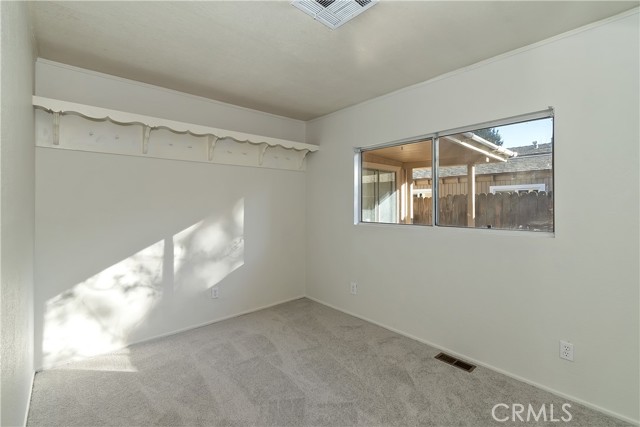391 Montclair Dr #41, Big Bear City CA: https://media.crmls.org/medias/4096474b-f9d3-4eb2-b1f4-c75750615fed.jpg