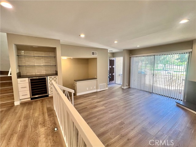 Detail Gallery Image 14 of 34 For 21730 Marylee St #27,  Woodland Hills,  CA 91367 - 3 Beds | 2/1 Baths