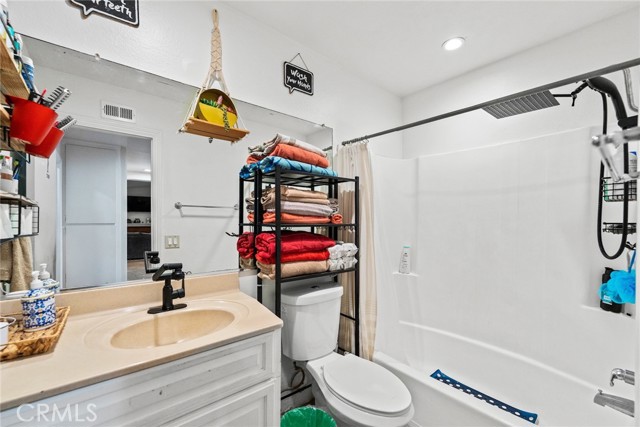 Detail Gallery Image 16 of 20 For 9087 Rosecrest, Fontana,  CA 92335 - 4 Beds | 2 Baths