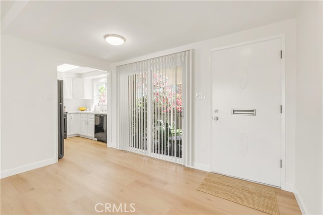 22817 Nadine Circle, Torrance CA: https://media.crmls.org/medias/4097cd54-3e30-496c-a643-b207552768cb.jpg